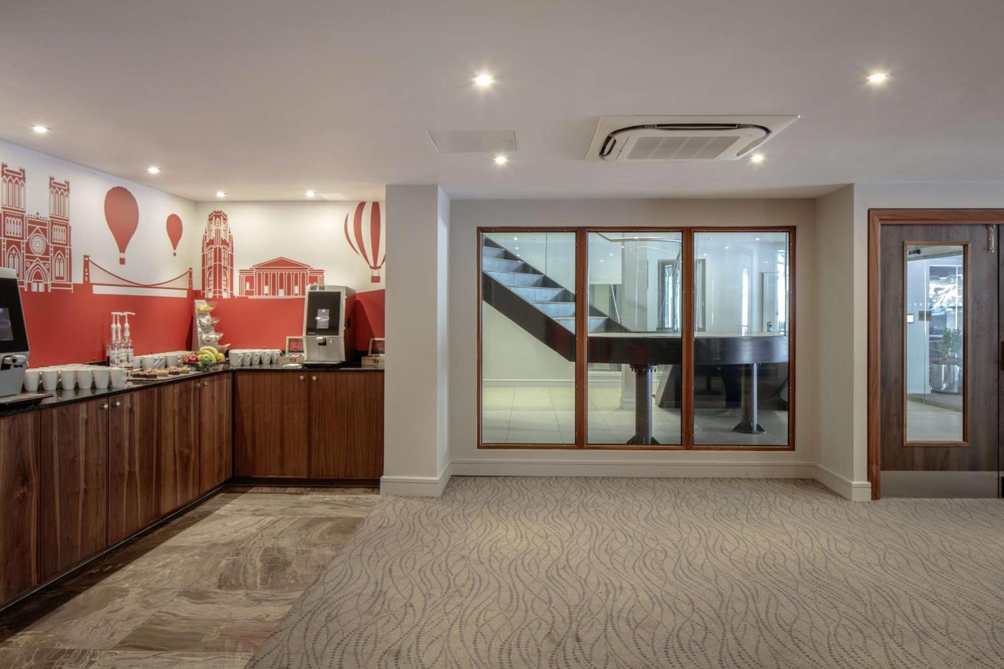 Doubletree By Hilton Bristol City Centre Dış mekan fotoğraf